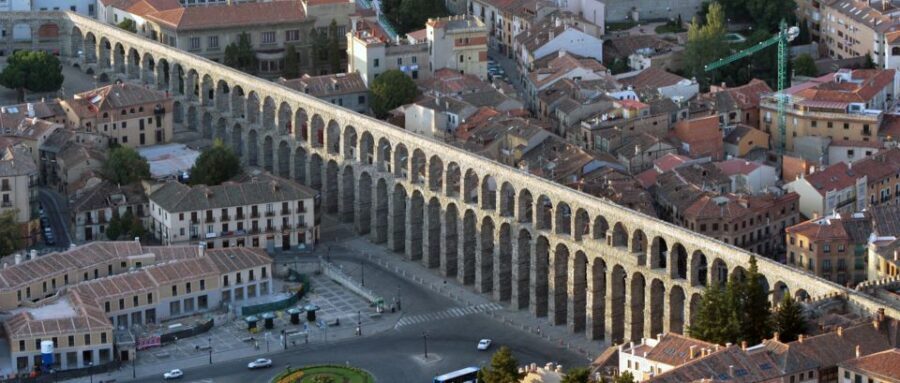 Segovia: 3-Hour Private Walking Tour - Roman Aqueduct Views: More Than a Photo Stop
