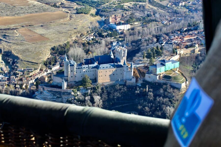 Segovia: Hot Air Balloon Flight with Picnic and Cava - Safety Briefing That Actually Preps You