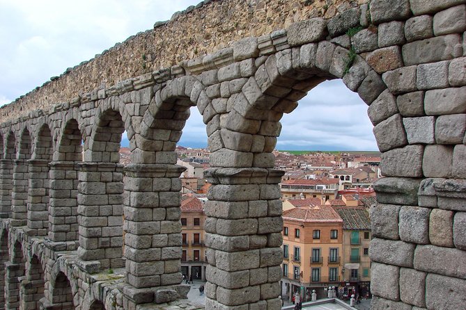 Segovia Private 5 hours Tour from Madrid with Hotel Pick up - Alcazar of Segovia: the fortress visit that makes the day feel complete
