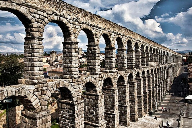 Segovia Private 5 hours Tour from Madrid with Hotel Pick up - Price and what you actually get for $540.90 per person
