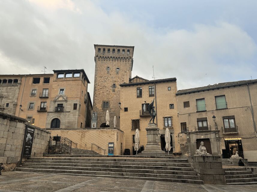 Segovia: private tour with Alcazar, Cathedral and wine tasting - Pacing, what you’ll miss, and how to plan your expectations