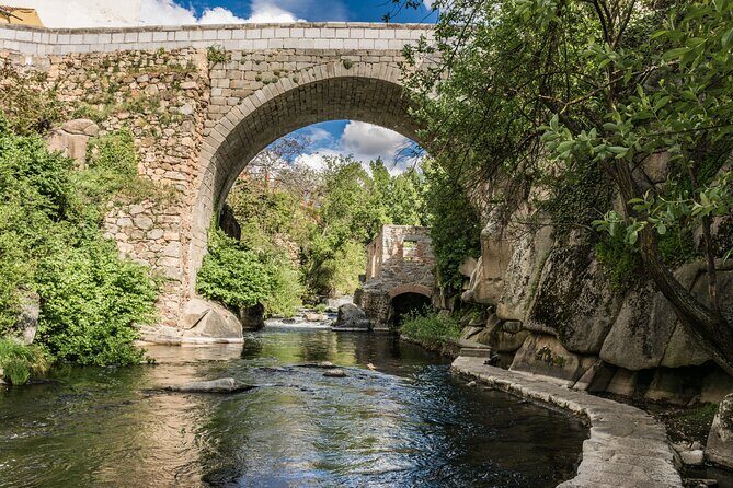 Segovia with Alcazar Guided Tour by High-Speed Train from Madrid - The walk and hike reality: steps, riverside time, and comfort level