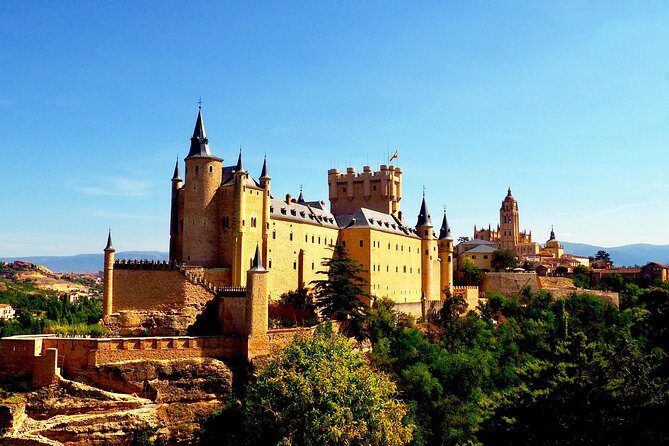 Segovia with Winery & Tasting Small Group Tour from Madrid - Key things to know before you go