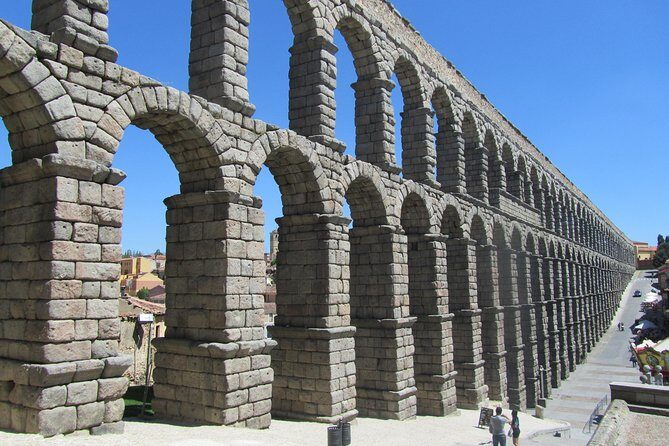 Segovia with Winery & Tasting Small Group Tour from Madrid - Why Segovia + wine works so well for a day trip from Madrid