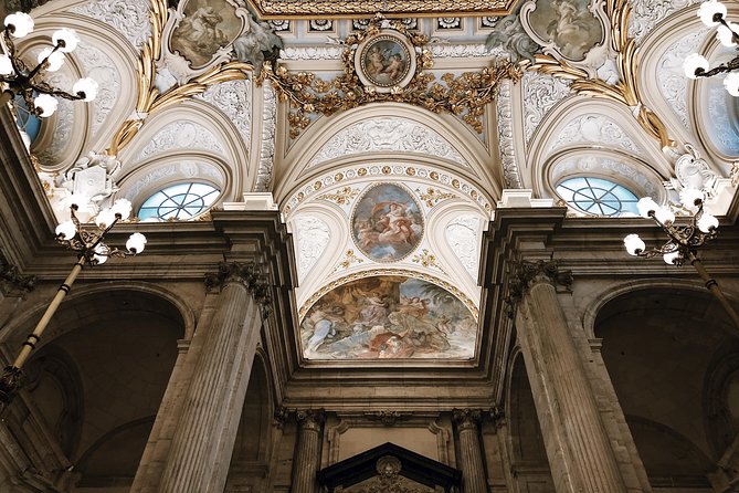 Skip the Line Royal Palace Madrid Exclusive Guided Tour - Meeting at Plaza de la Armería (and How to Plan for a 2.5-Hour Visit)