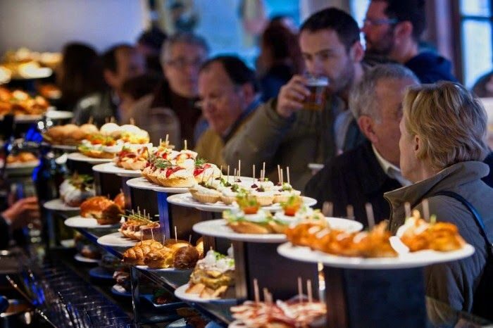 Tapas Crawl in Madrid Historical Quarter for Lunch or Dinner - Key things to love about this Madrid tapas crawl