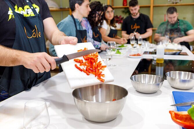 Tapas & Paella Cooking Class in Madrid with a Professional Chef - Where to Meet: Retiro, Near Public Transportation