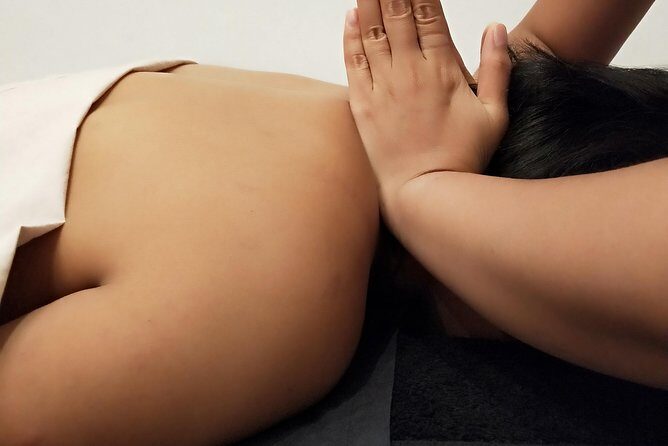 Thai oil Massage // Thai Oil Massage - Where to meet in Salamanca and how timing works