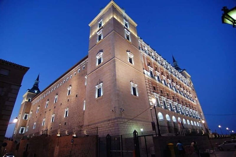 The Enchanted City: A Mysterious Tour of Toledo - A night tour made for Toledo’s legends