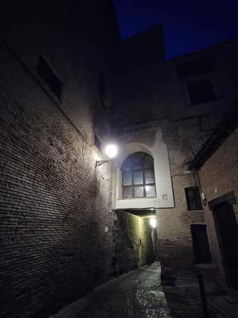 The Enchanted City: A Mysterious Tour of Toledo - Calle Nuncio Viejo: a “street that belongs to Toledo”