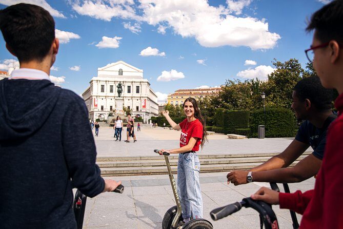 The Old Down Town Segway Tour (Excellence since 2014) - Royal Palace and Fast Views: What Moving Helps You See