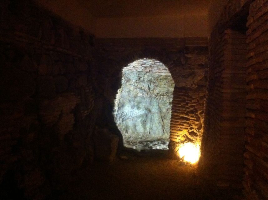 Toledo: Ancient Underground City Tour in Spanish - Where to meet (and how to not get lost)
