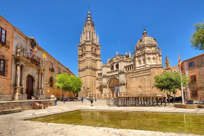 Toledo and Segovia Private Tour with Hotel Pick up from Madrid - A 10-hour private loop that saves you time