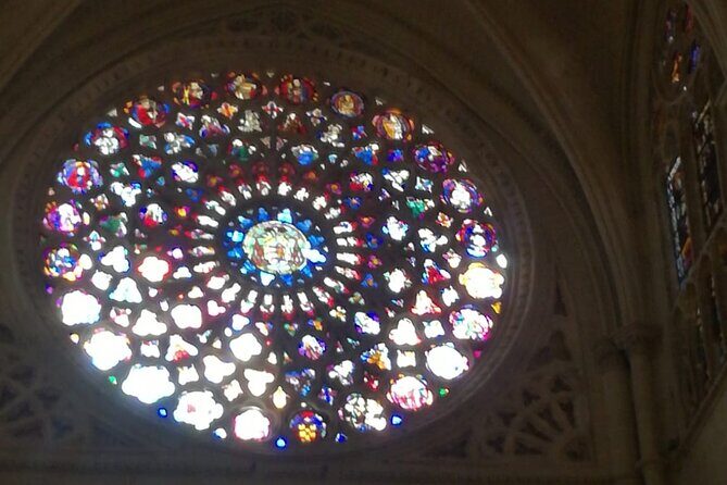 Toledo Cathedral and its 5 treasures - Meeting point and getting oriented in Toledo