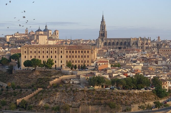 Toledo, City of the Three Cultures - Bilingual Spanish and English spoken at the same time