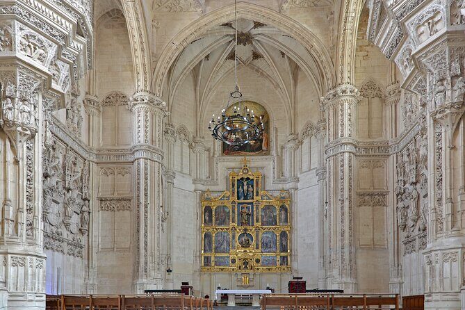 Toledo Complete Tour - Casco Histórico walking time: turning streets and squares into a story