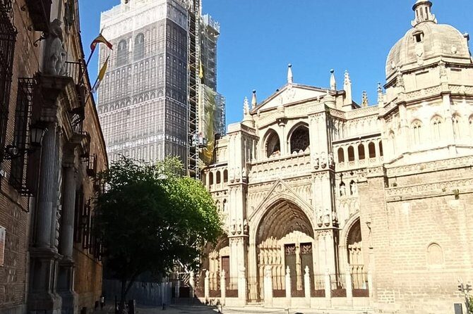 Toledo Day Trip from Madrid: Self-Guided Tour with 7 Monuments - Church of Santo Tomé: medieval bones with a famous local anchor
