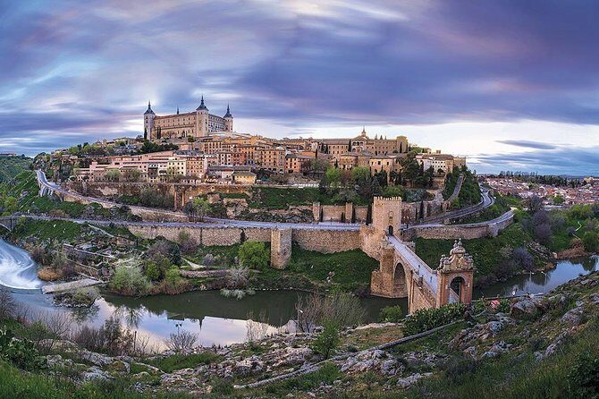 Toledo Day Trip from Madrid: Self-Guided Tour with 7 Monuments - Monasterio de San Juan de los Reyes: royal politics in building form
