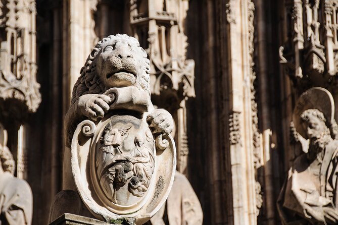Toledo Day Trip From Madrid wtih Guide - Monument Bracelet Timing: Igreja del Salvador and Synagogue of Santa Maria la Blanca