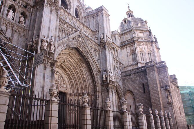 Toledo Half Day Tour with Cathedral, St Tome Church & Synagoge - VIP value: what you get for about $77.43