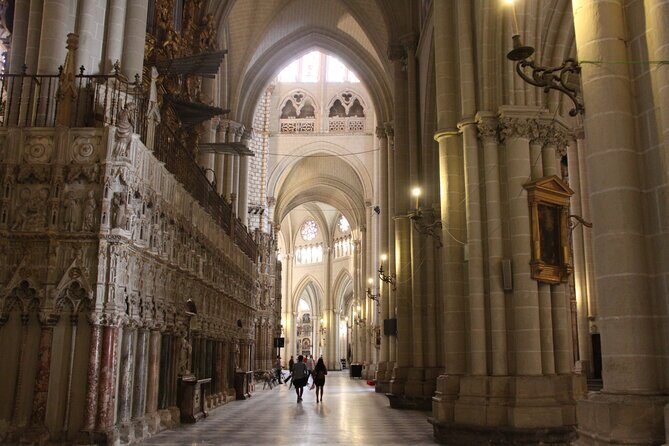 Toledo Half Day Tour with Cathedral, St Tome Church & Synagoge - Zocodover orientation: markets, Arabic roots, and public punishments