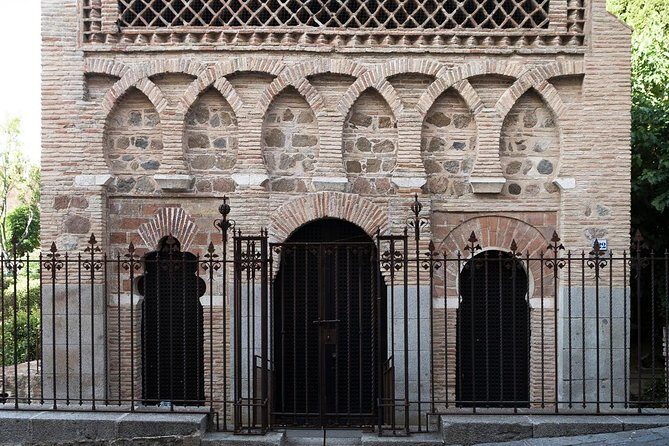 Toledo Half or Full Day Tour with Optional Lunch from Madrid - St. Tomé and El Greco: why this church earns its fame