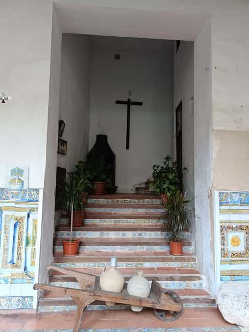 Toledo: Marzipan Convent Route with Tasting and Wine - Getting Started at Plaza Zocodover (and what 1.5 hours really means)