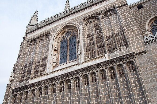 Toledo Monumental Tour with Tourist Bracelet - Monasterio de San Juan de los Reyes: A Key Stop Linked to the Catholic Monarchs