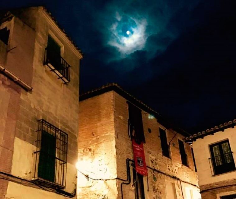 Toledo: Mysteries and Secrets Tour in Spanish - Meeting point at Secretos de Toledo: start fast and find your guide