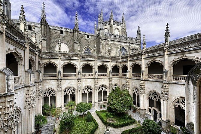 Toledo Private Half Day Tour Cathedral Santo Tome and Synagoge - Iglesia de Santo Tomé: Mudejar Bell Tower and the El Greco Connection
