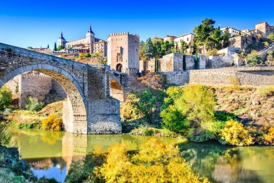 Toledo: Private tour with an official guide - Key Things to Know Before You Go