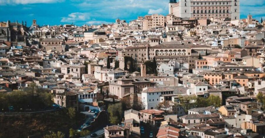 Toledo: Private tour with an official guide - The Walking Route: Main Sights, Monument Exteriors, and Museum Options