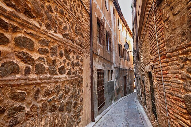 Toledo Scavenger Hunt and Highlights Self-Guided Tour - Key points to know before you go