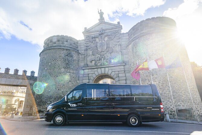 Toledo Tour & Vineyard Walk with Wine Tasting from Madrid - Getting started at We Madrid Store and why the bus matters
