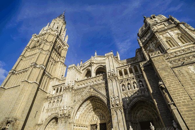 Toledo Tour & Vineyard Walk with Wine Tasting from Madrid - Pacing, group size, and the walking reality