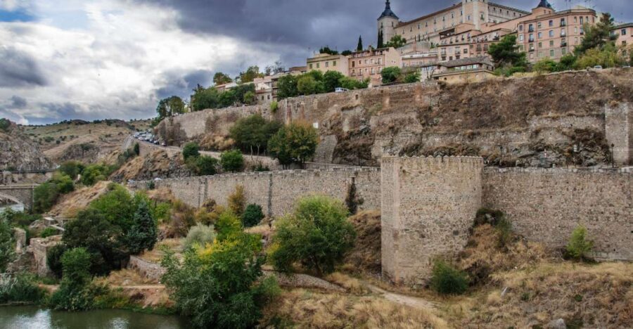Toledo’s Gems: 3-Hr Private Tour with Expert Local Guide - El Greco at Santo Tomé: how to make it worth the ticket