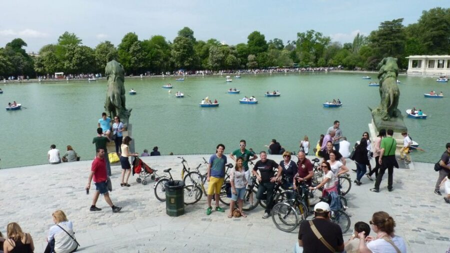 Top highlights of Madrid Bike Tour- 3hrs (e-bike optional) - Timing and what season changes