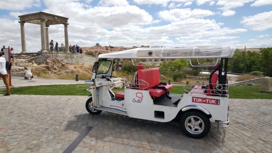 Tour Guiado En Tuk Tuk Recorre Avila De La Forma Mas Comoda - Price and value: what $10 buys you