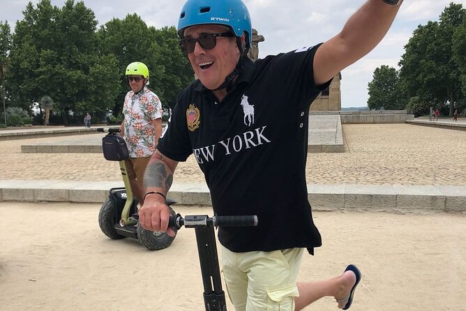 Tour in segway around the city in 1 hour - Almudena Cathedral and the Royal Palace: View-First Sightseeing
