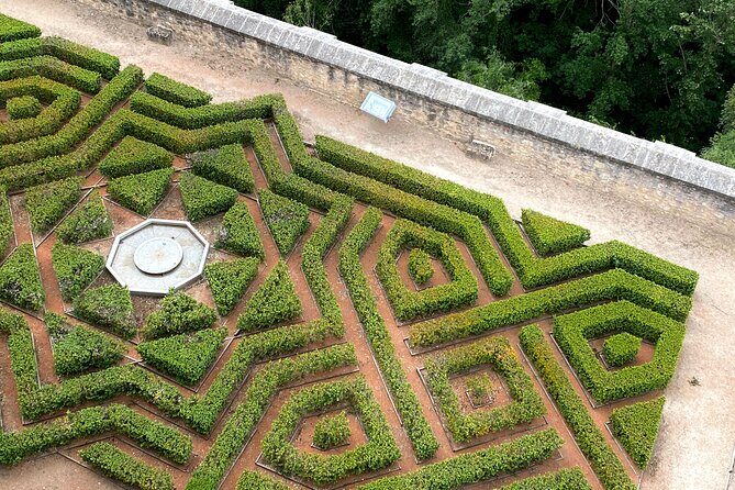 Tour Segovia and La Granja de San Ildefonso from Madrid - A calm semi-private Segovia day from Madrid (and why it matters)