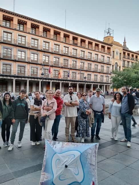 TOUR TOLEDO 3 CULTURAS ⭐⭐⭐⭐⭐ - Finishing near the Cathedral area: Plaza del Ayuntamiento to Zocodover