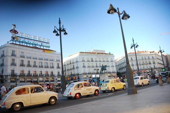 Touristic tour by classic car around Madrid - Classic Car Madrid: The Fastest Way to Get Your Bearings