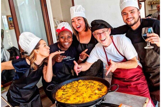Traditional Paella & Sangría Workshop & Spanish Meal in Madrid - Key highlights at a glance