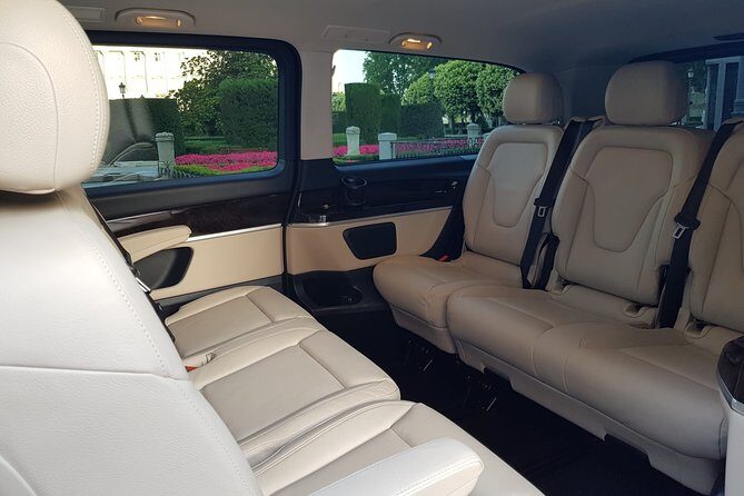 Transfer from the Airport to Madrid - Airport-to-Madrid Transfer in 30–45 Minutes: The Point of It