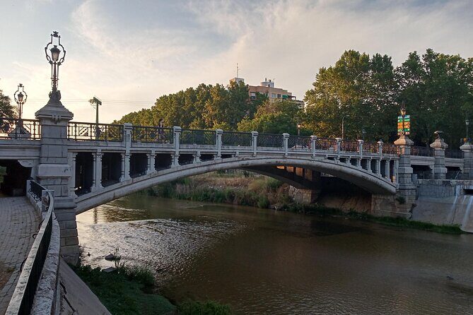 Tuk Tuk Tour Madrid 90 mins - Key Points You’ll Care About