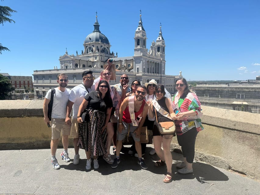 Tuk Tuk Tour with Wine Test in Madrid - Key highlights you’ll feel right away