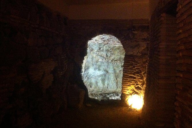 Underground Visit - The Baths of the Angel and Baños del Caballel: finishing strong