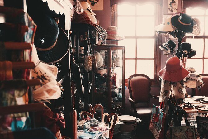 Vintage Fashion Walk with a Stylist - Key Highlights You’ll Notice Right Away