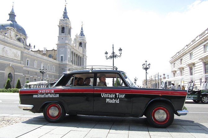 Vintage Tour Madrid Taxi 1500 - Royal Madrid segment: Almudena and Palacio Real stop logic