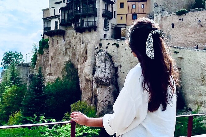 Visit Cuenca and a Vineyard in Spanish Tuscany from Madrid - Bodegas Enrique Moreno: sunset wine tasting in Spanish Tuscany mode